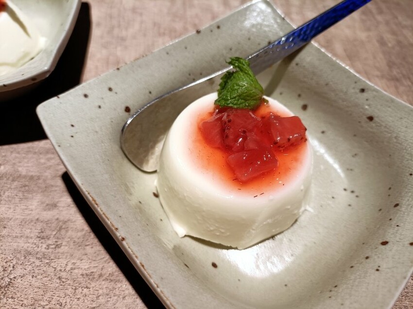 高檔食材奢華享受 ！必吃忠孝新生無菜單鍋物，山上走走頂級海鮮和牛