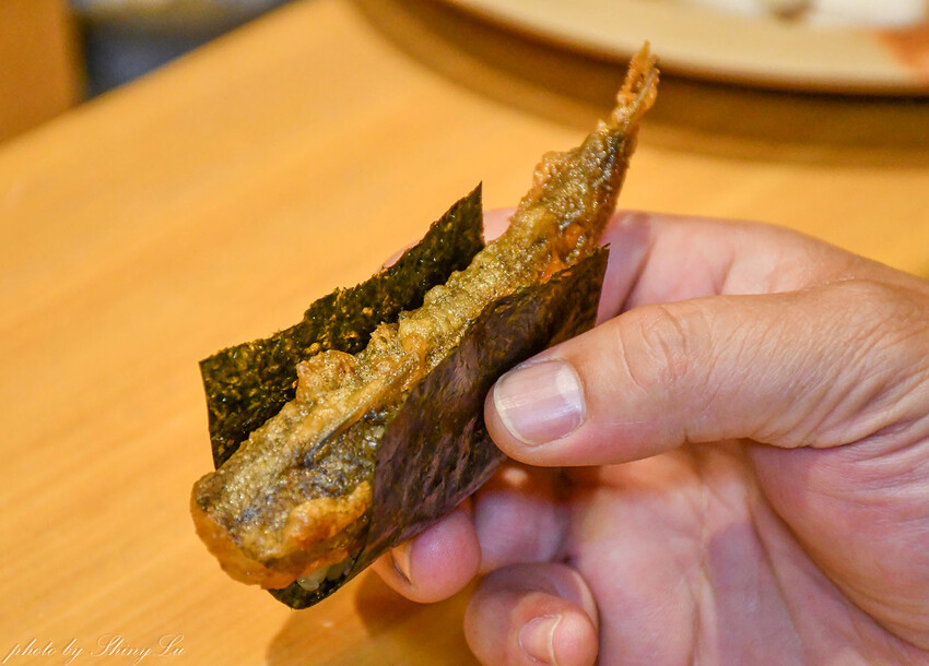 不惜重本選用日本空運來台的四季旬味，道地的日本料理手法，讓大家不用出國，一樣可以吃到日本時節的美味餐點