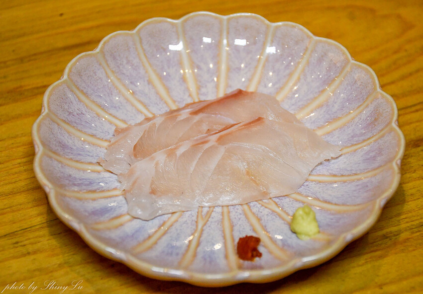 不惜重本選用日本空運來台的四季旬味，道地的日本料理手法，讓大家不用出國，一樣可以吃到日本時節的美味餐點