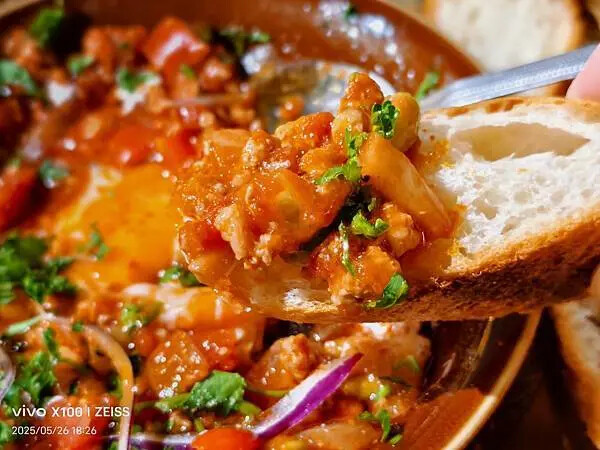 /tmp/php5CYqIm /tmp/php5CYqIm