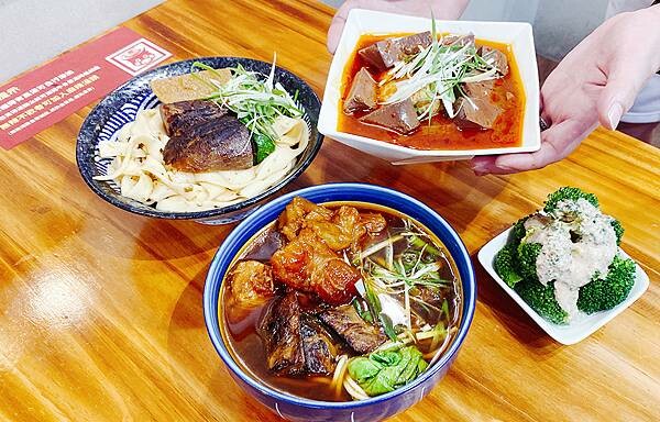 北投牛肉麵推薦│肥滋滋牛肉麵-每日極限100碗│北投隱藏版必推牛肉麵、北投美食-22.jpg
