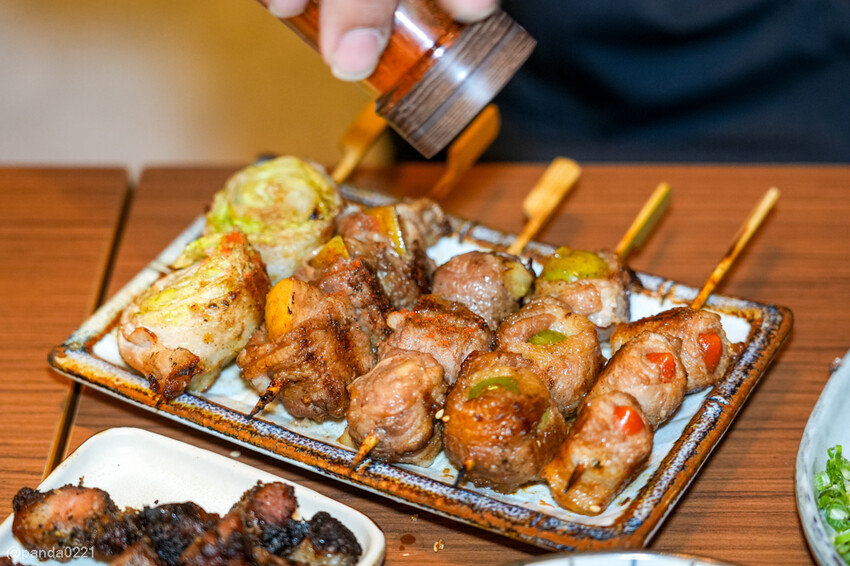桃園｜和也串燒專門(桃園中正店)．多元水果口味串燒，浮誇啤酒柱聚餐必選！