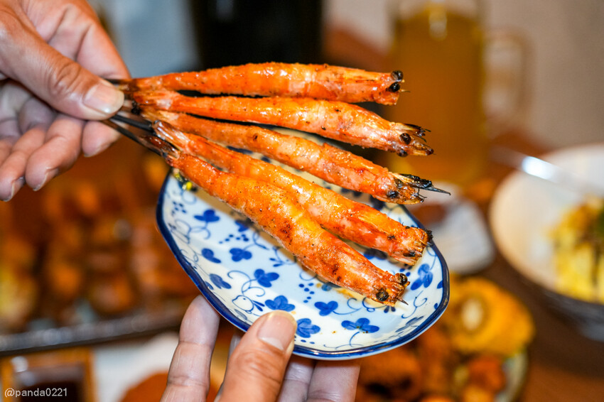 桃園｜和也串燒專門(桃園中正店)．多元水果口味串燒，浮誇啤酒柱聚餐必選！