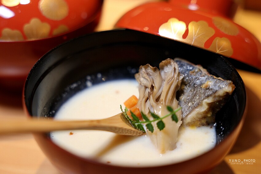 吃進一場藝術饗宴 板前職人手作全17道無菜單驚喜 質感日式空間＋每日限定新鮮食材 吃完想再訂｜匠旬割烹(台中無菜單料理推薦)