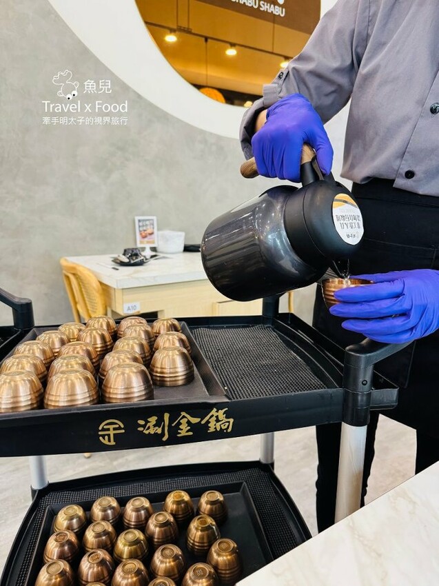 溯源蔬菜，自助吧吃到飽的美味黃金雞湯鍋～涮金鍋（慈文店） - 魚兒 x 牽手明太子的「視」界旅行