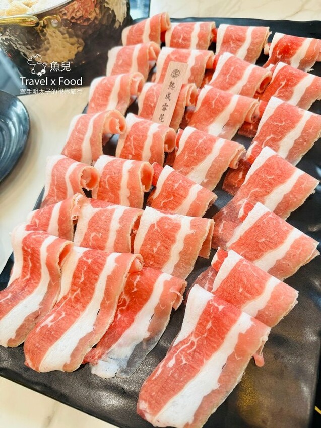 溯源蔬菜，自助吧吃到飽的美味黃金雞湯鍋～涮金鍋（慈文店） - 魚兒 x 牽手明太子的「視」界旅行
