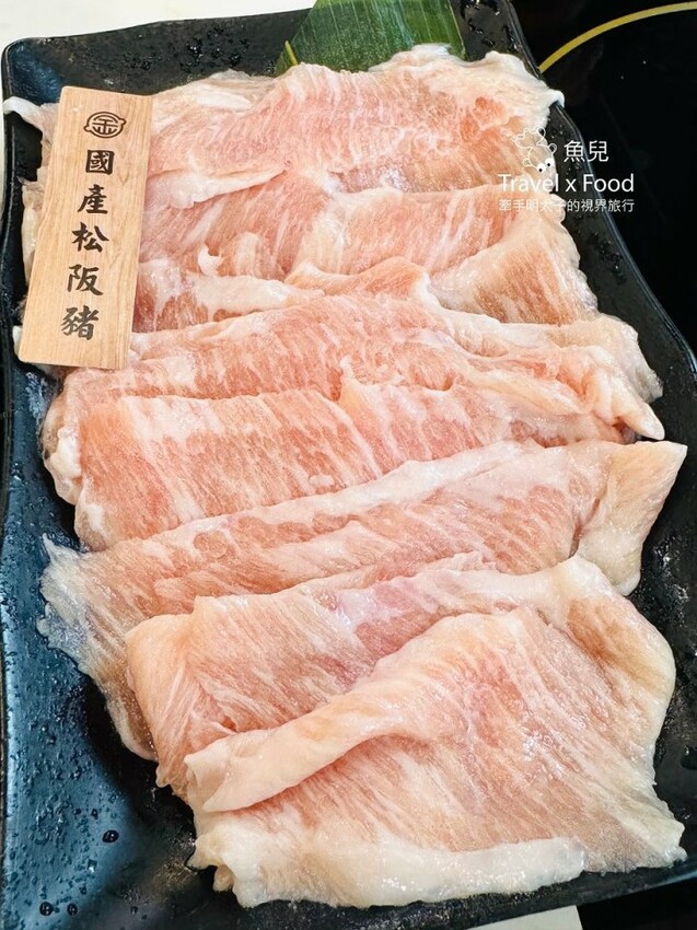 溯源蔬菜，自助吧吃到飽的美味黃金雞湯鍋～涮金鍋（慈文店） - 魚兒 x 牽手明太子的「視」界旅行