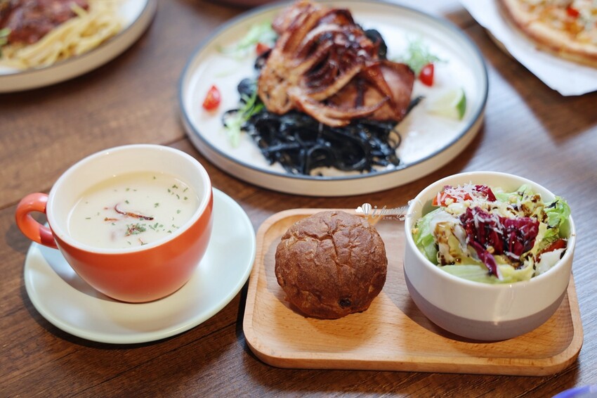新北泰山爆紅早午餐!葛雷早午餐&義式餐館,高CP值不限時吃到晚。