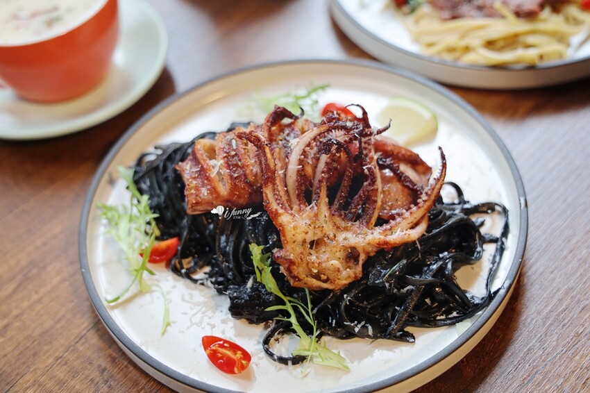 新北泰山爆紅早午餐!葛雷早午餐&義式餐館,高CP值不限時吃到晚。