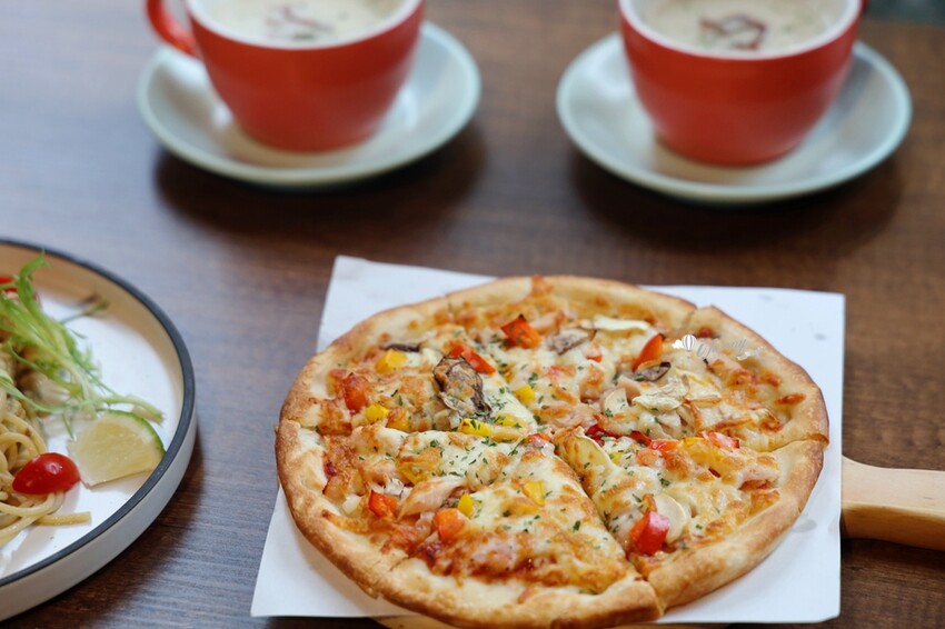 新北泰山爆紅早午餐!葛雷早午餐&義式餐館,高CP值不限時吃到晚。