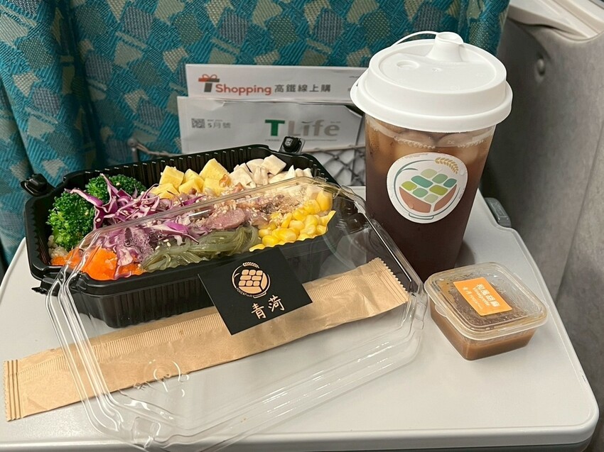 （左營高鐵美食）青菏POKE～50種品項自由搭配！清爽、健康