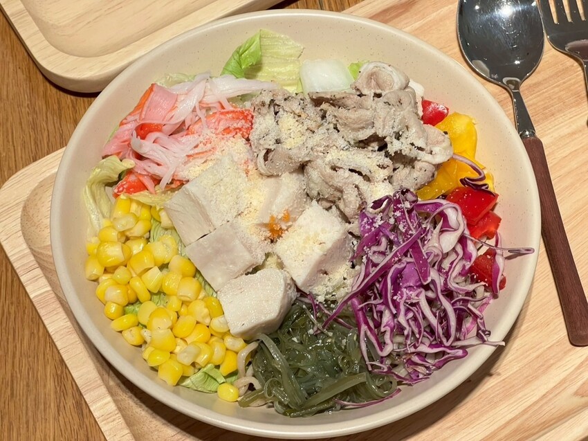 （左營高鐵美食）青菏POKE～50種品項自由搭配！清爽、健康