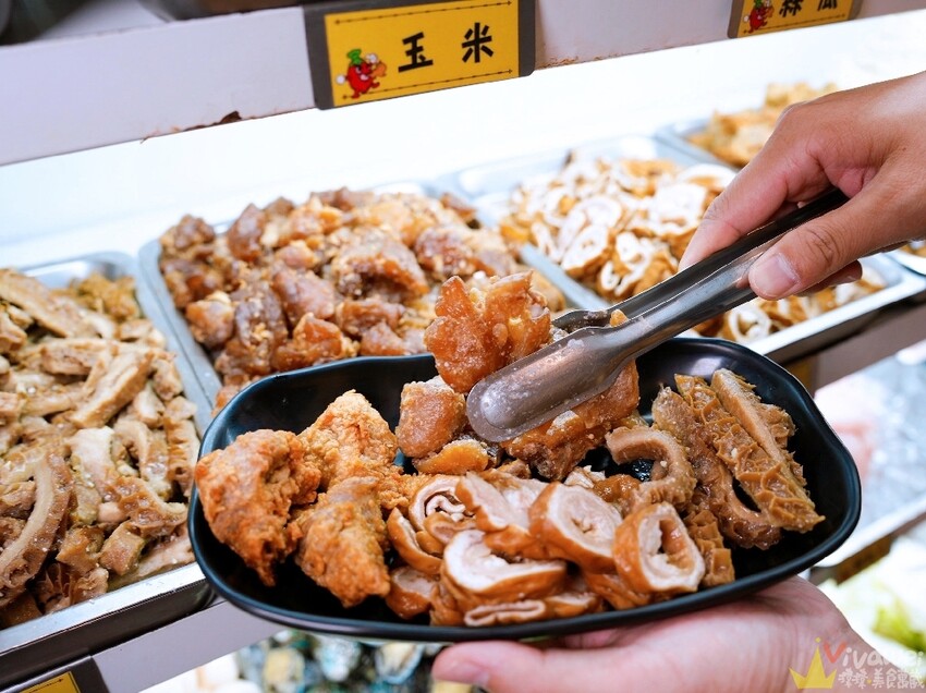 【魔椒頂級鴛鴦鍋】海鮮及現切肉品都很新鮮的鍋物吃到飽！還有多款飲品,啤酒,調酒暢飲！