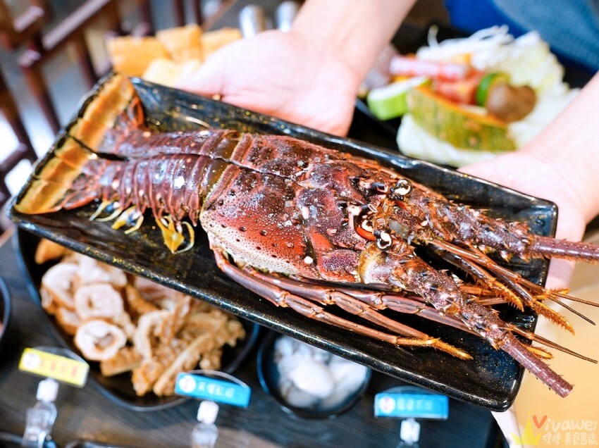 【魔椒頂級鴛鴦鍋】海鮮及現切肉品都很新鮮的鍋物吃到飽！還有多款飲品,啤酒,調酒暢飲！