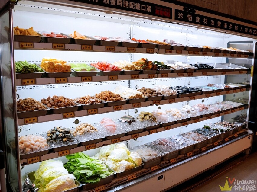 【魔椒頂級鴛鴦鍋】海鮮及現切肉品都很新鮮的鍋物吃到飽！還有多款飲品,啤酒,調酒暢飲！