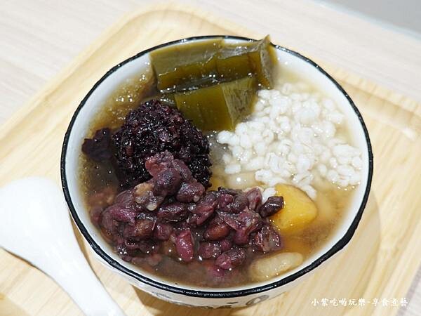 鎵豆花-黑白豆花加價變5種配料 (4).jpg