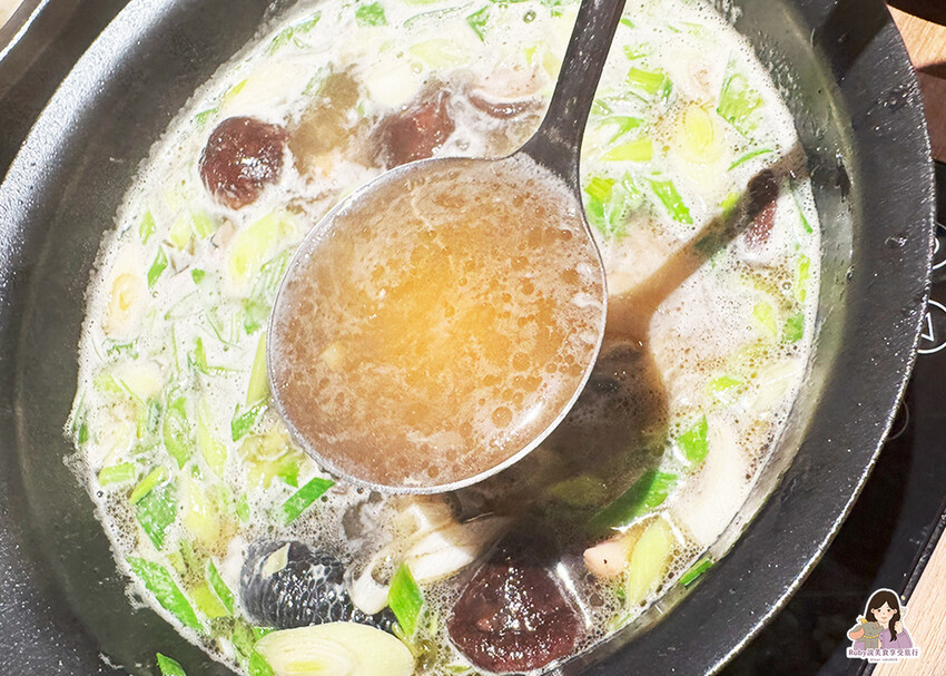 【新莊美食】台中人氣火鍋店 萬客什鍋新莊分店新開幕！石頭爆炒