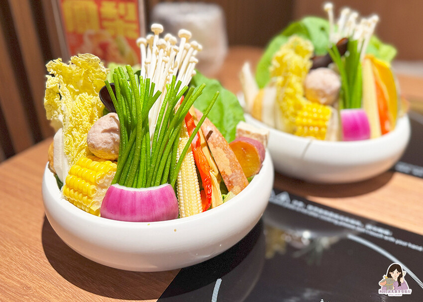 【新莊美食】台中人氣火鍋店 萬客什鍋新莊分店新開幕！石頭爆炒