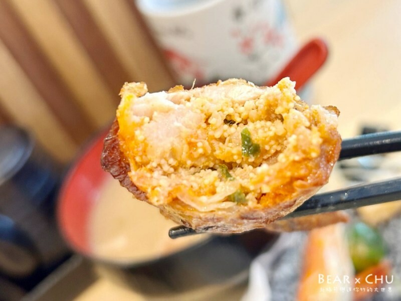圓山站生魚片丼飯首選！安安生魚小料理超值生魚片丼飯，食材新鮮份量十足。