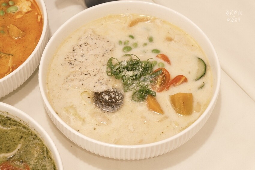 台中北屯|可以喝湯的義大利麵!濃郁不厚重、料多麵Q的義式湯麵 台中北屯|可以喝湯的義大利麵!濃郁不厚重、料多麵Q的義式湯麵