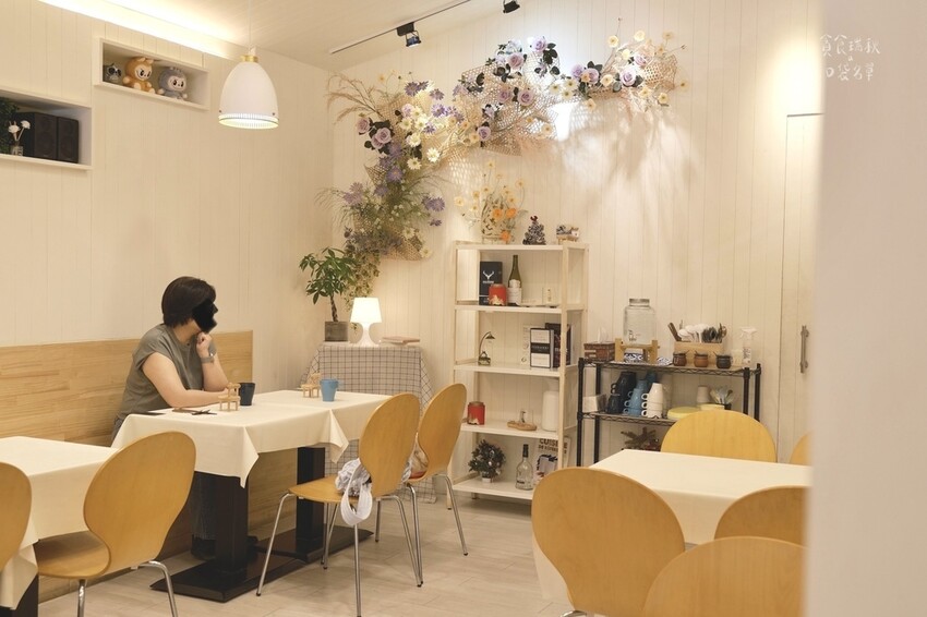 台中北屯|可以喝湯的義大利麵!濃郁不厚重、料多麵Q的義式湯麵 台中北屯|可以喝湯的義大利麵!濃郁不厚重、料多麵Q的義式湯麵