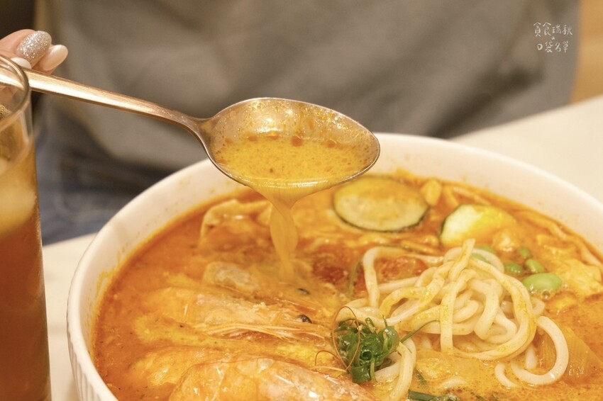 台中北屯|可以喝湯的義大利麵!濃郁不厚重、料多麵Q的義式湯麵 台中北屯|可以喝湯的義大利麵!濃郁不厚重、料多麵Q的義式湯麵