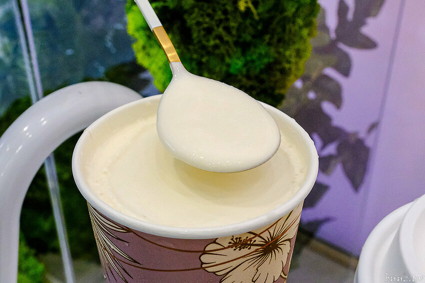 奶油界愛馬仕打發輕盈綿厚奶蓋，語林萃精品奶蓋手搖天花板，鹹、甜奶蓋搭頂尖高山茶極致呈現！