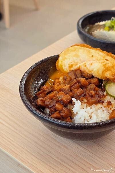 [ 台北美食 ] 大喫鍋物-中山站新開幕質感火鍋 剝皮辣椒 