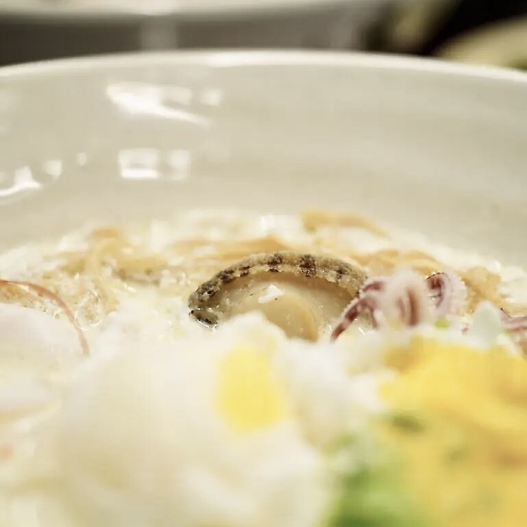 安南區美食推薦│海霸海鮮鍋燒│冷氣店面│料多新鮮又實在│海鮮