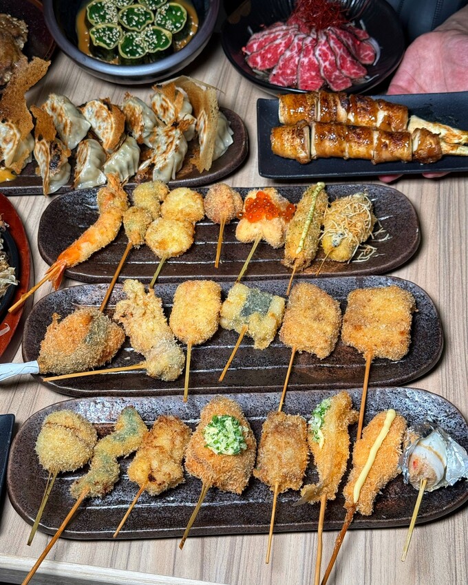 台北市大安區【夜串坊】號稱全台最強日式串炸居酒屋，整體不論口味、裝潢，都讓你一秒到日本！絕對是下班聚餐首選推薦！台北居酒屋推薦｜台北宵夜推薦 - 阿華田的美食日記