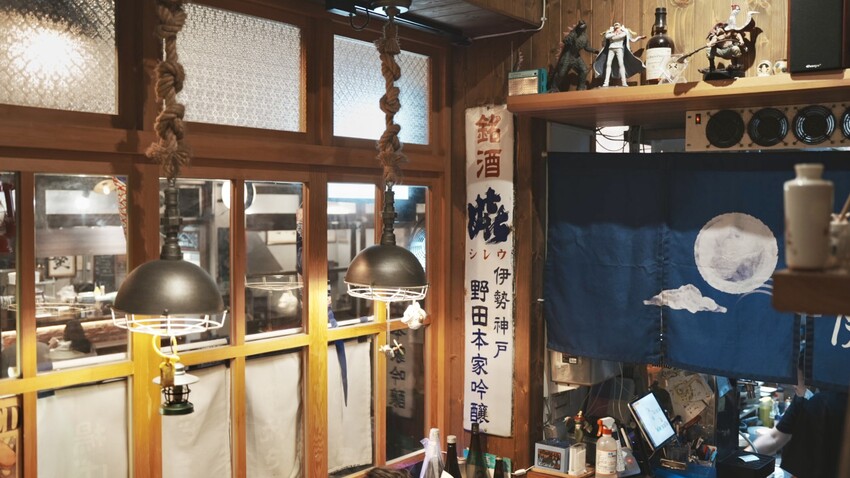 士林夜市巷弄居酒屋！月里小酌道地日式串燒居酒屋，明太子烏龍麵必吃。