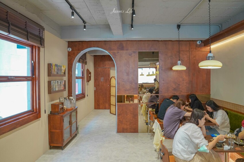 台南中西區老宅甜點!烏木Wumu季節限定水果蛋糕,必訪甜點秘境。