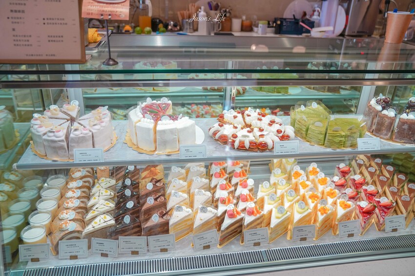 台南中西區老宅甜點!烏木Wumu季節限定水果蛋糕,必訪甜點秘境。