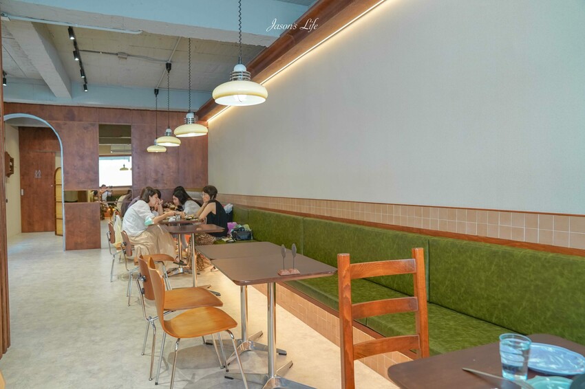 台南中西區老宅甜點!烏木Wumu季節限定水果蛋糕,必訪甜點秘境。