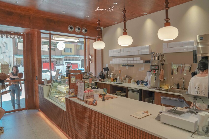 台南中西區老宅甜點!烏木Wumu季節限定水果蛋糕,必訪甜點秘境。