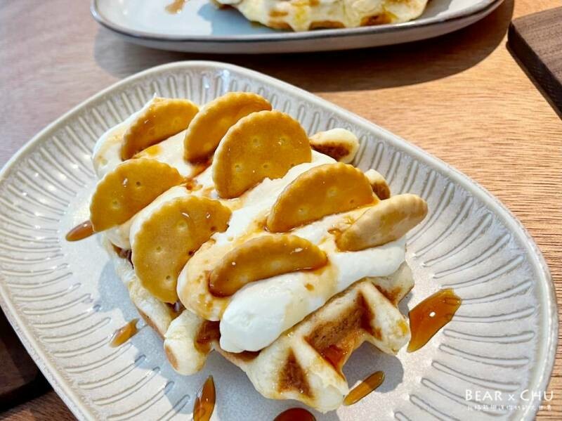 林口下午茶必訪！林口OUTLET旁 度日鬆餅 比利時鬆餅，海鹽焦糖鬆餅必點。