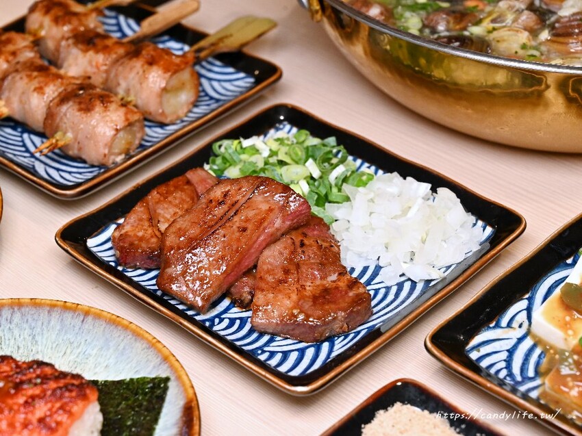 西屯太太｜台中新開幕特色餐廳，主打緬式火鍋、炭火烤物，營業至凌晨一點半 - 糖糖's 享食生活