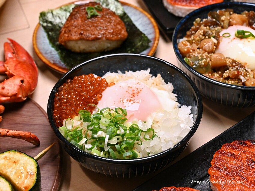 西屯太太｜台中新開幕特色餐廳，主打緬式火鍋、炭火烤物，營業至凌晨一點半 - 糖糖's 享食生活