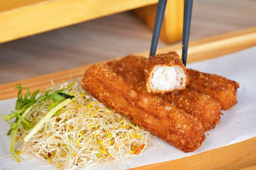 南投縣草屯鎮天利食堂首次攜手嘉義排隊名店「林聰明沙鍋魚頭」,還有超酷的林聰明魚薯條,限定期間才能吃得到!