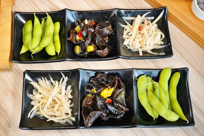 南投縣草屯鎮天利食堂首次攜手嘉義排隊名店「林聰明沙鍋魚頭」,還有超酷的林聰明魚薯條,限定期間才能吃得到!