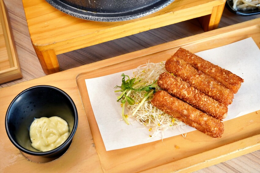 南投縣草屯鎮天利食堂首次攜手嘉義排隊名店「林聰明沙鍋魚頭」,還有超酷的林聰明魚薯條,限定期間才能吃得到!