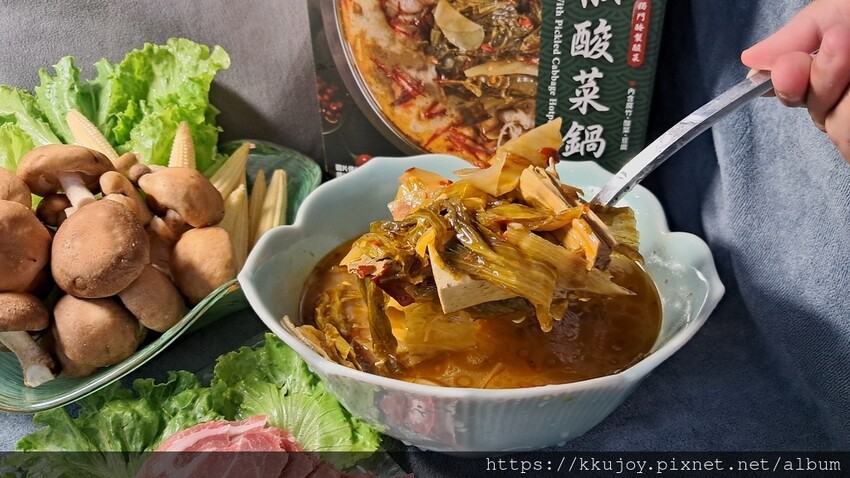 撈王 | 藤椒酸菜火鍋 | Costco必買清單開箱 !!