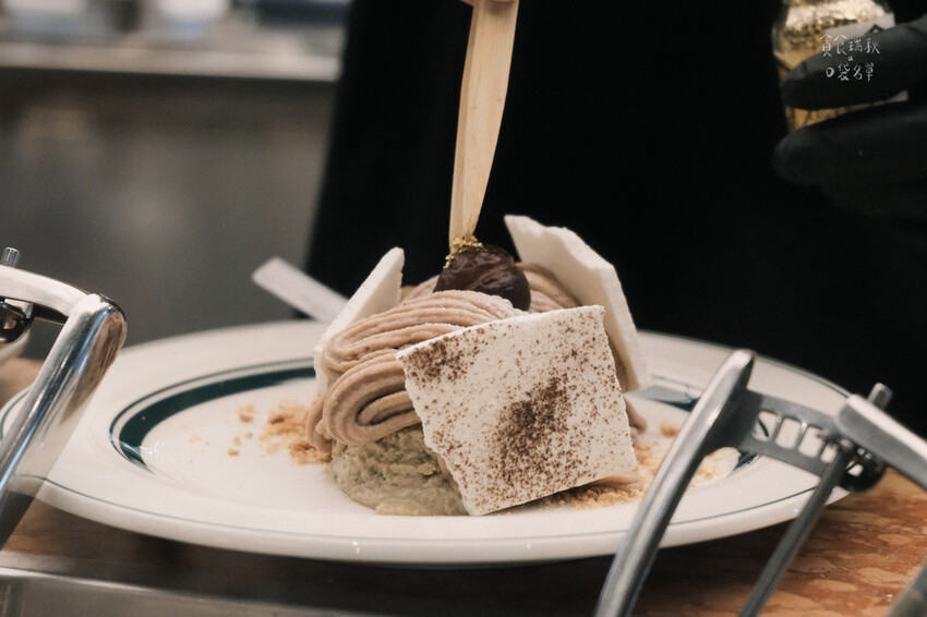 台中西區|人氣打卡咖啡廳!與復古歐式書報攤浪漫邂逅|NEWS 台中西區|人氣打卡咖啡廳!與復古歐式書報攤浪漫邂逅|NEWS