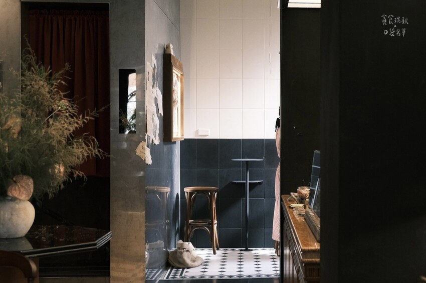 台中西區|人氣打卡咖啡廳!與復古歐式書報攤浪漫邂逅|NEWS 台中西區|人氣打卡咖啡廳!與復古歐式書報攤浪漫邂逅|NEWS