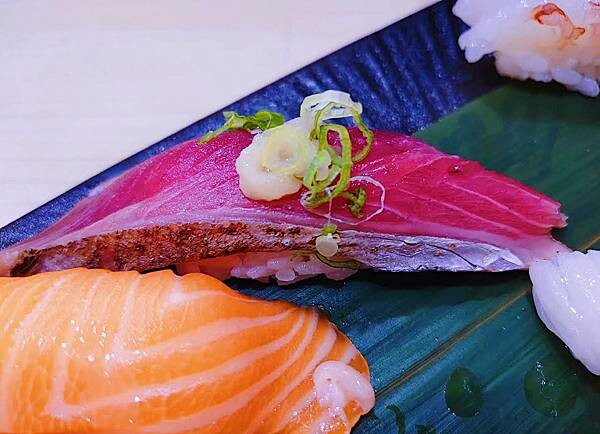 [台北日式]中正區中正紀念堂站「日鑫壽司」新搬遷生意就超好的