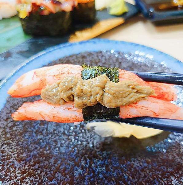 [台北日式]中正區中正紀念堂站「日鑫壽司」新搬遷生意就超好的