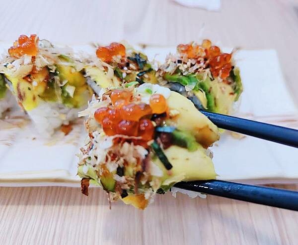 [台北日式]中正區中正紀念堂站「日鑫壽司」新搬遷生意就超好的