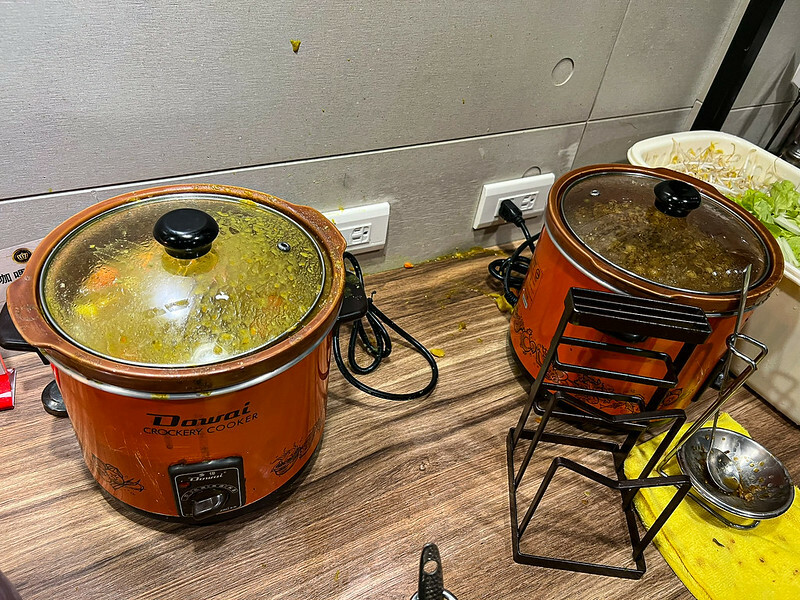 299元台北吃到飽超佛！貴族世家mini大安信義店，牛排搭自助吧吃到飽。