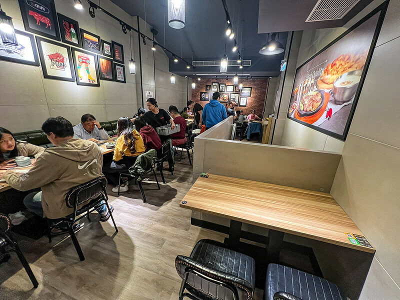 299元台北吃到飽超佛！貴族世家mini大安信義店，牛排搭自助吧吃到飽。