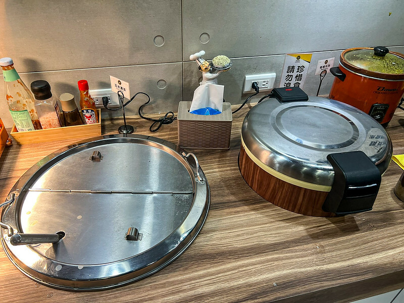 299元台北吃到飽超佛！貴族世家mini大安信義店，牛排搭自助吧吃到飽。